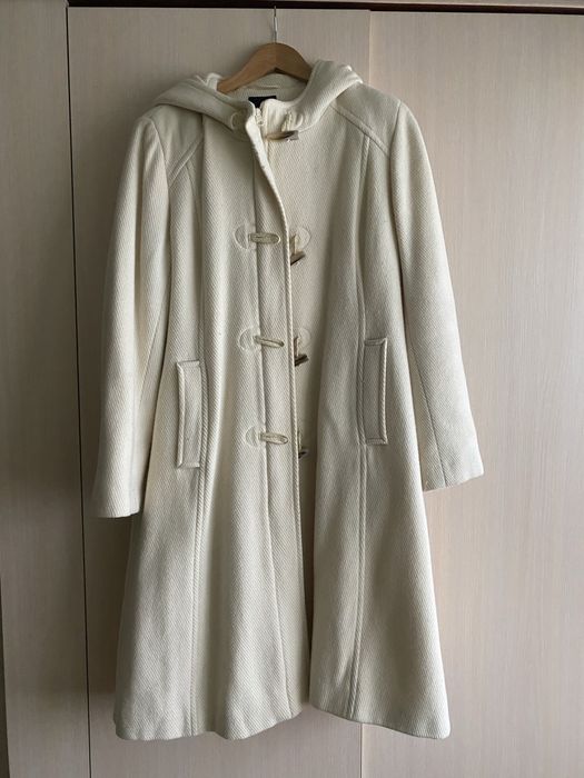 Продам пальто світле H&M