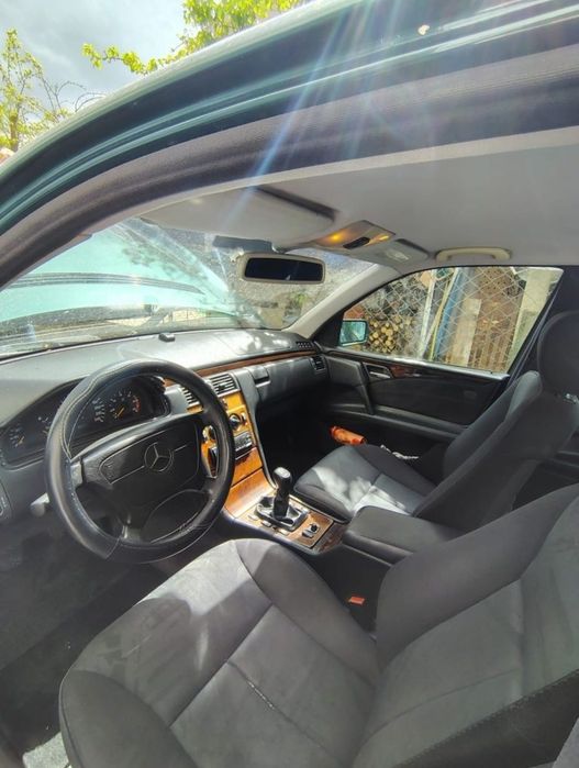 Vendo Mercedes E220