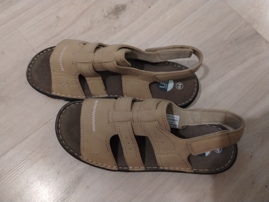 Sandały męskie rozmiar 44. NOWE. Długość 29cm. Regulowany pasek/zapięcie