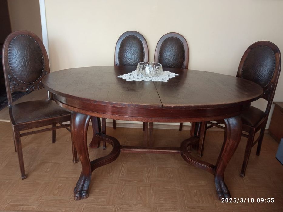 Dębowy komplet stół, krzesła,fotele, antyk 1935 rok