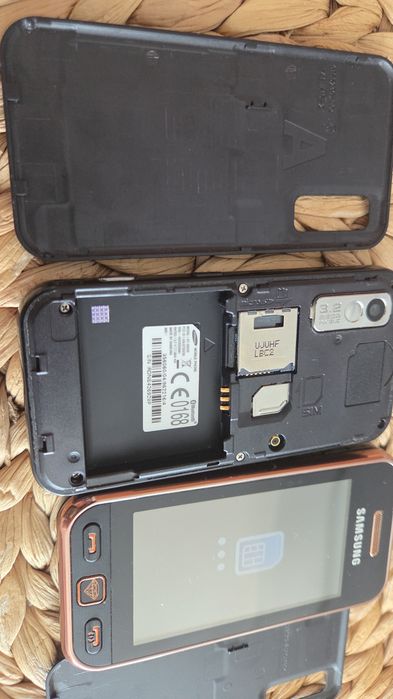 Samsung Avila Gold Design plus Samsung Avila