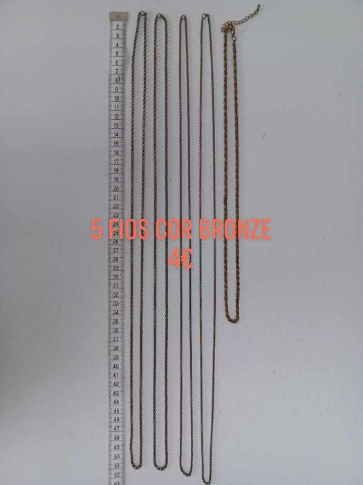 Fios / colares novos