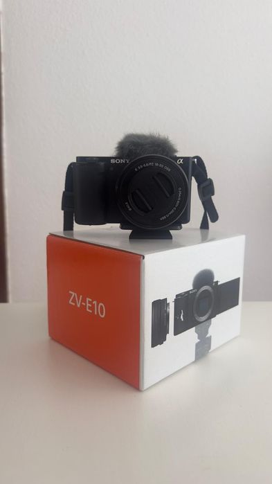 Sony ZV-E10 + Sigma 30mm F1.4 + Extras