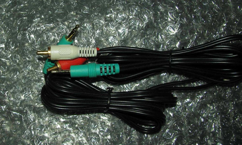 аудио кабели mini-jack - RCA \ 3,5 - тюльпан 1,5м 2шт с позолотой.