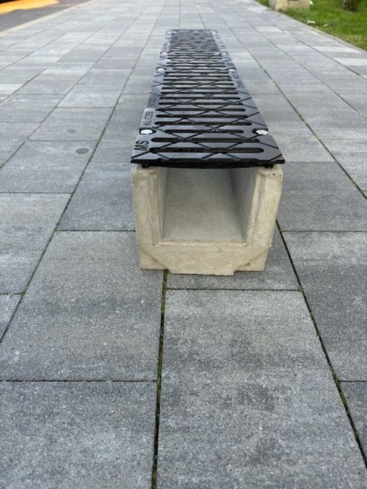 Sprzedam korytko betonowe