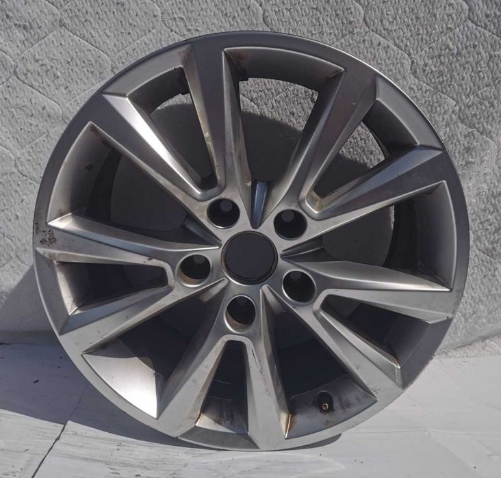 Felga aluminiowa 8Jx18 5x130 VW Touareg ET53