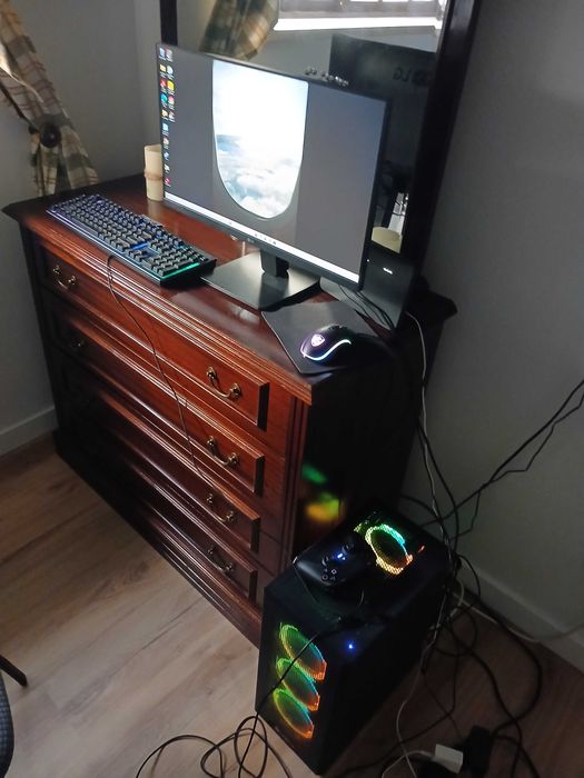 Pc gamer semi novo
