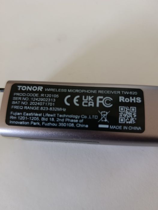 Bezprzewodowy Mikrofon UHF TONOR TW-620 – Idealny do Karaoke, Prezenta