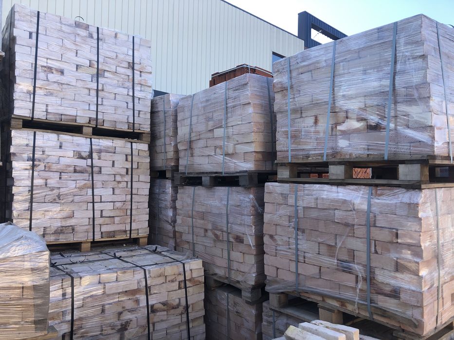 Цегла вогнетривка ПБ5