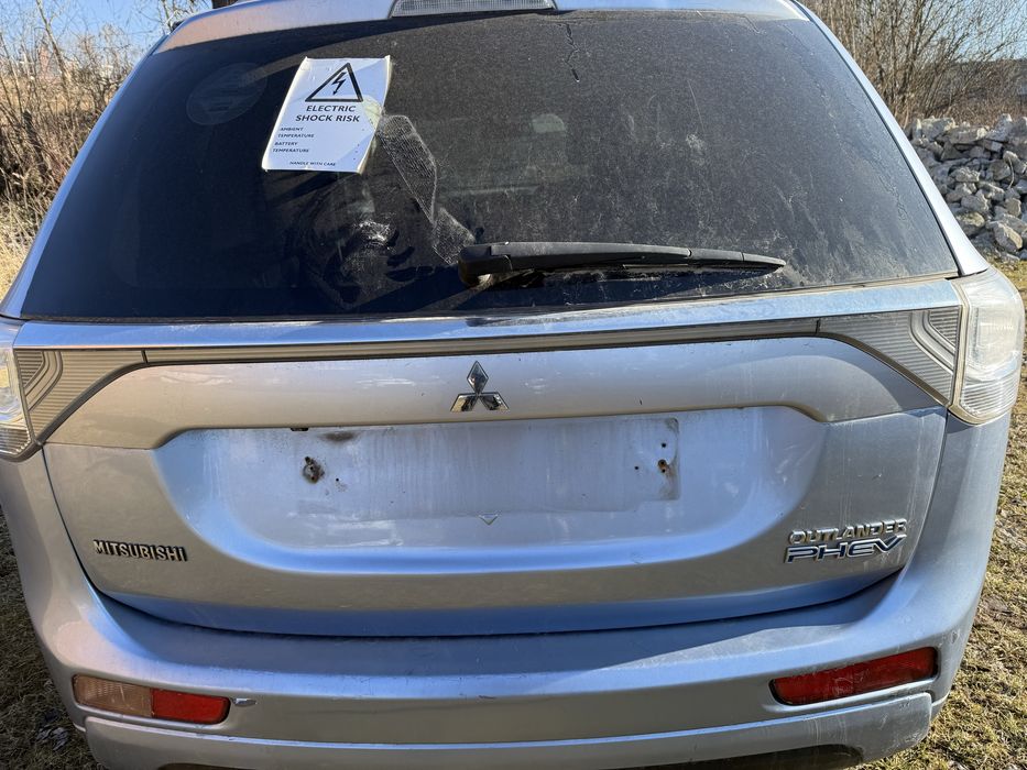 Фара фари стопи ліхтар задні Mitsubishi Outlander 12-16