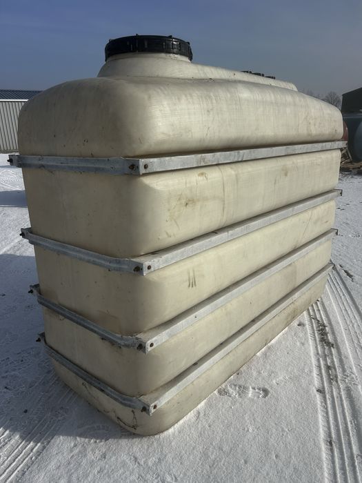 Zbiornik 4000l Biały Duży Właz Woda Przewierty Pluczka Trans ROBSON