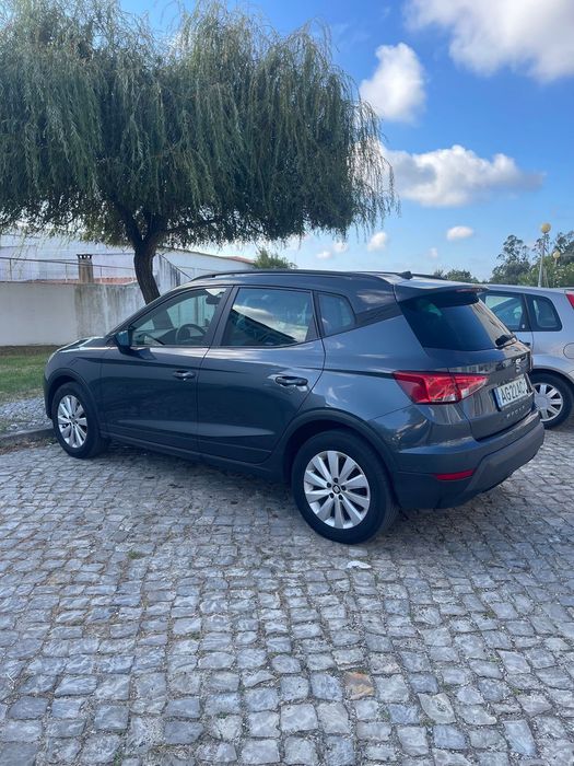 SEAT Arona foto 2