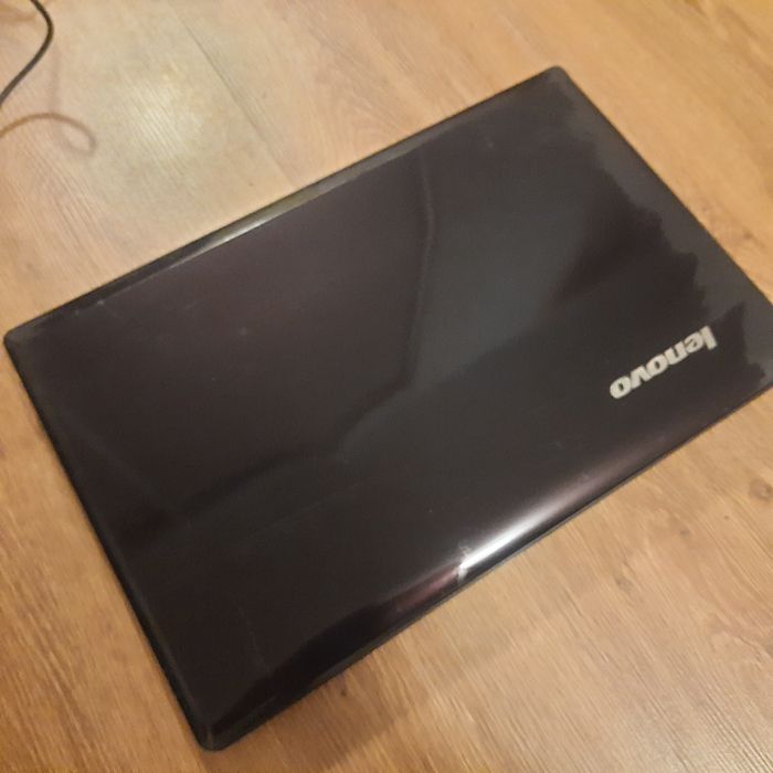 Мощный игровой ноутбук Lenovo/4 ядра/2 видеокарты