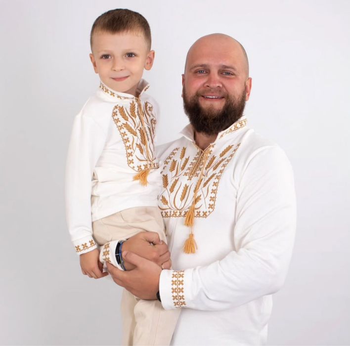 Фемілі лук, вишиванки для родини, біла вишиванка чоловіча з колосками