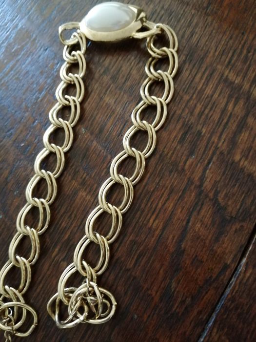 Colar de bijuteria Parfois Novo em metal dourado e pérola