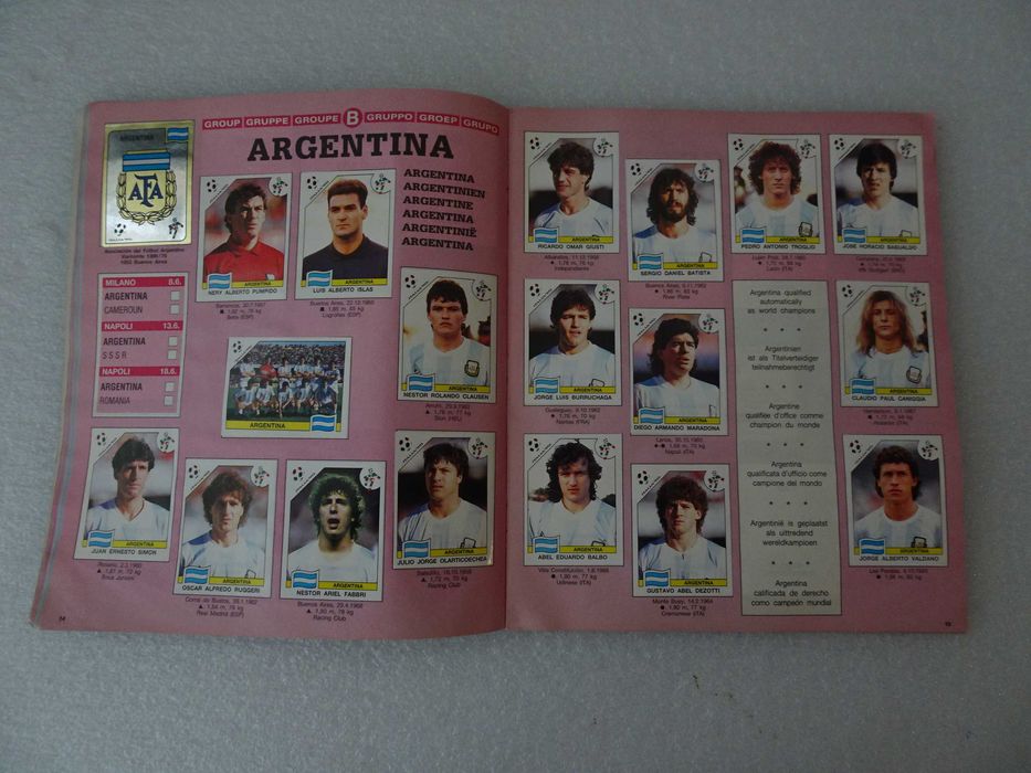Caderneta de cromos Itália 90 - Panini (faltam 59 cromos)