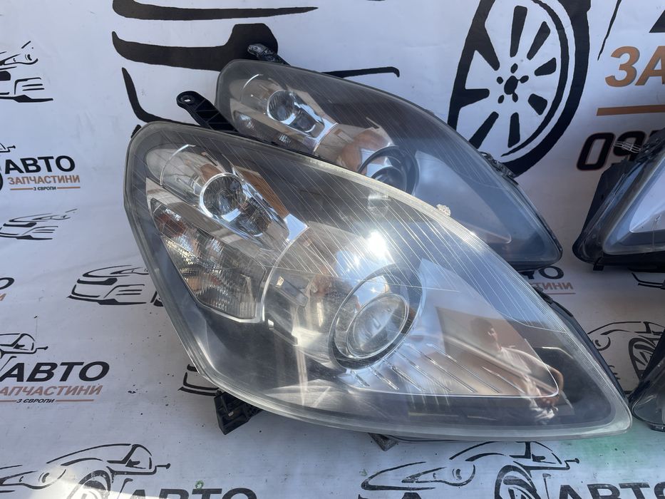 Фари передні Адаптивний ксенон  Опель Зафіра Б Opel Zafira В Астра Н