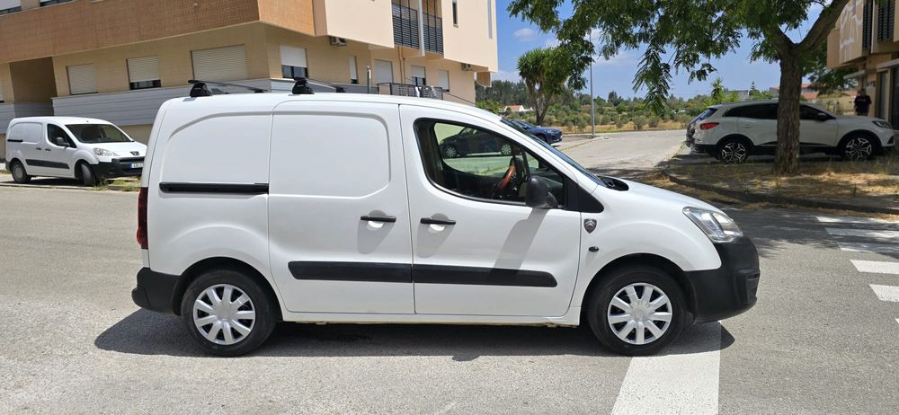 Citroen Berlingo 1.6 BlueHDi 100 Ano 2018 a diesel