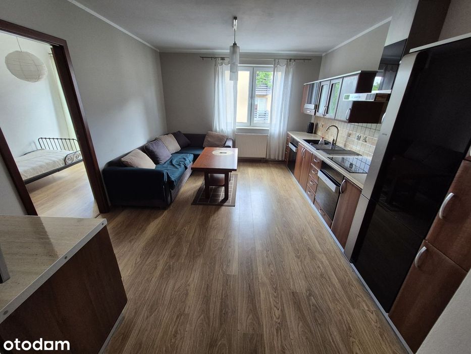 Wynajmę mieszkanie 3 pokojowe plus salon z kuchnią przy AL. M. Kromera - View 2