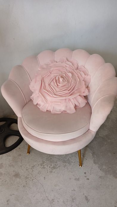 Vendo poltrona rosa
