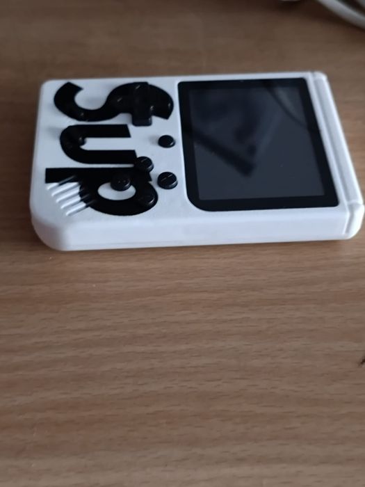 Consola Portátil SUP com 400 jogos