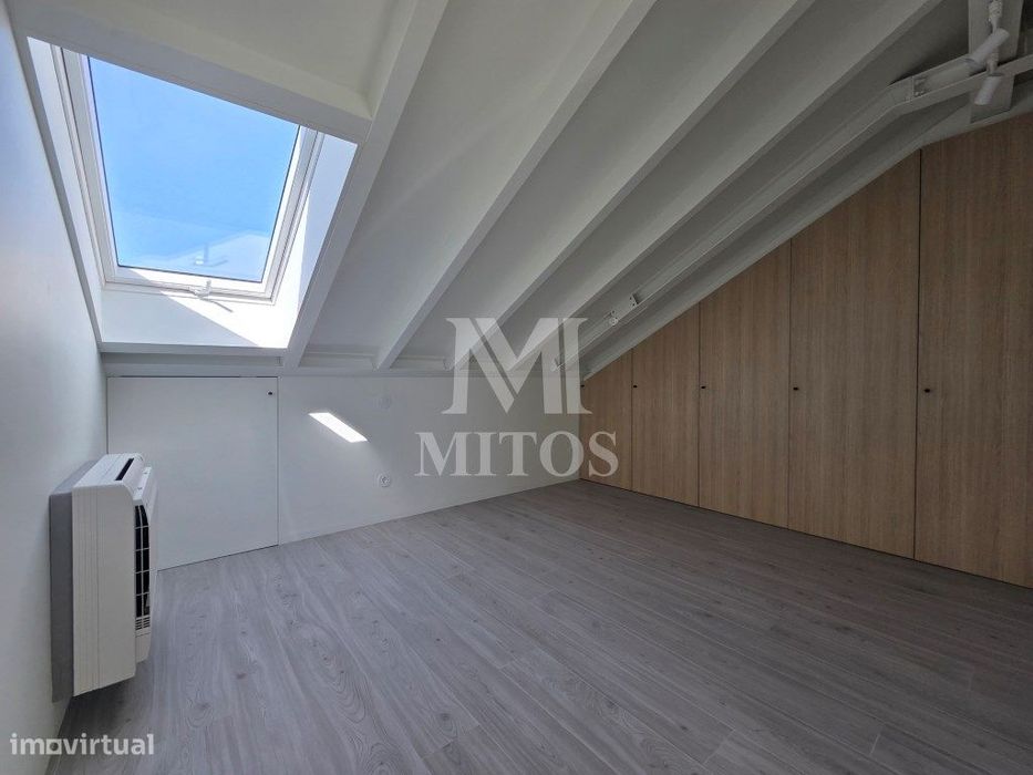 Apartamento T2 Duplex para venda no centro de Viana do Castelo