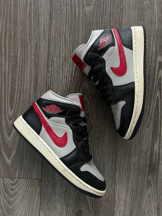 Sneakersy, Buty Wysokie Nike Air Jordan 1 Mid Streetwear Skórzane