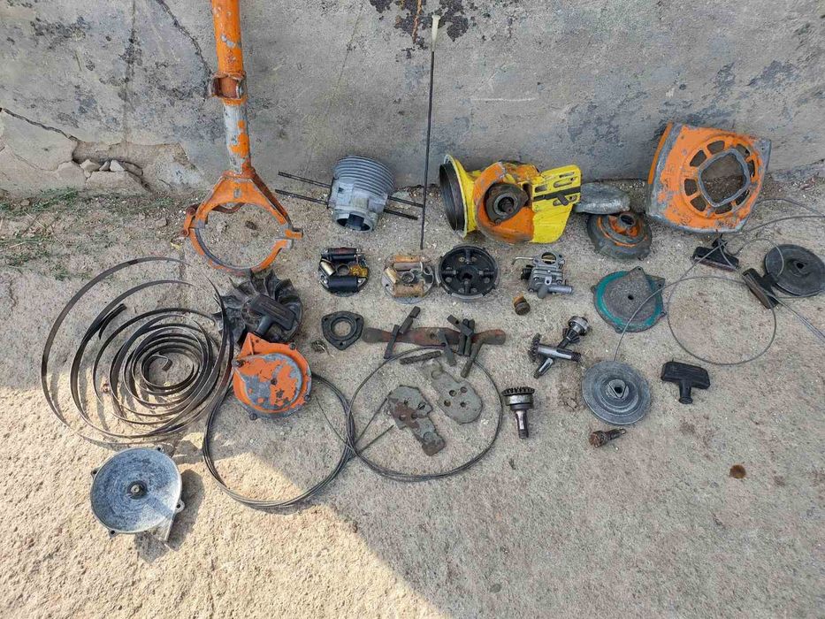 Продам запчасти до бензопили Урал