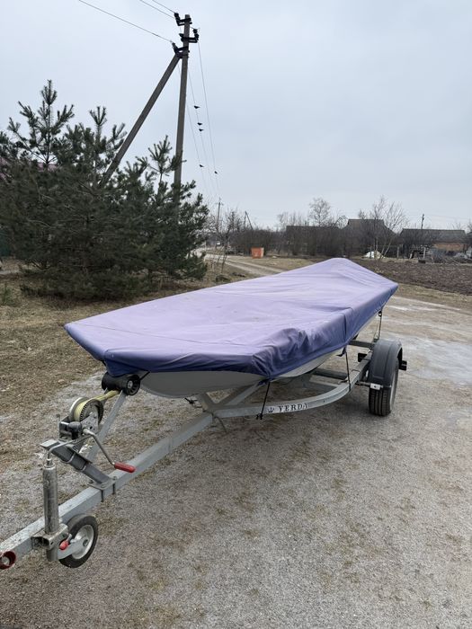 Лодка UMS Tuna 400 J-Run