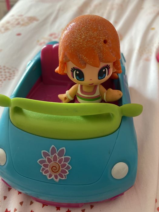 Carro + boneca piny pon