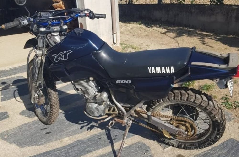 Yamaha XT 600E Impecável