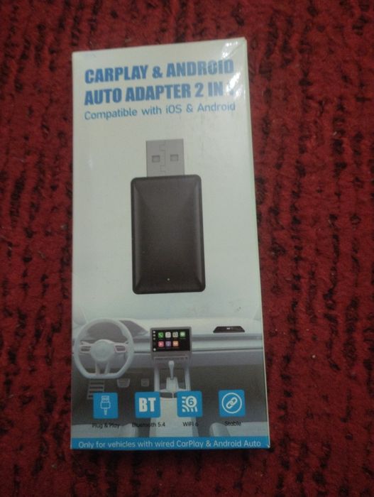 Кар плей новий. В авто