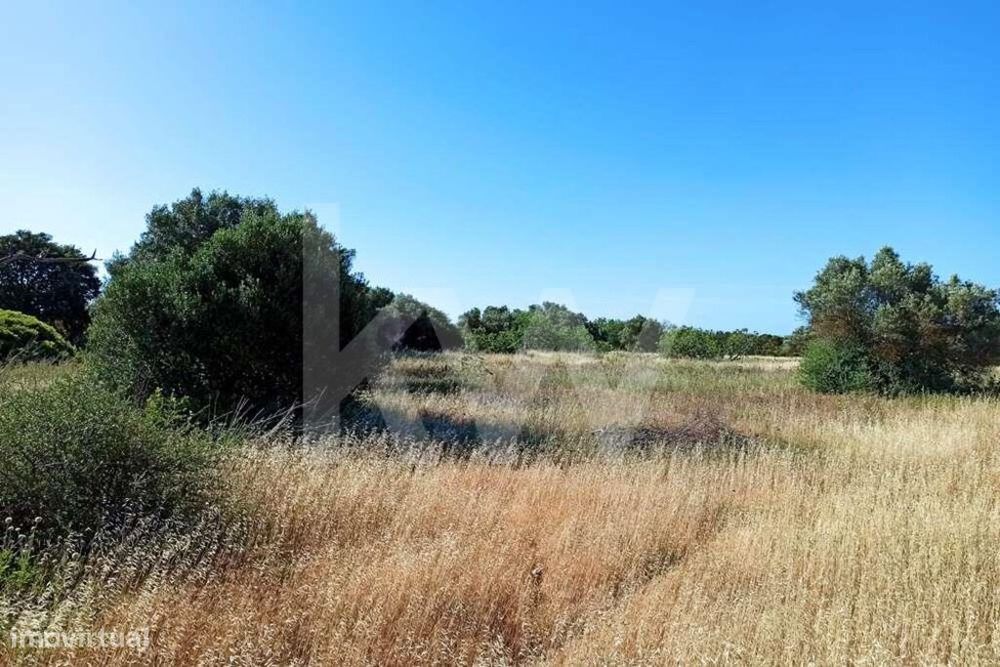 Terreno na freguesia de S. Sebastião/ Loulé, junto a zona industrial — São Clemente, Faro