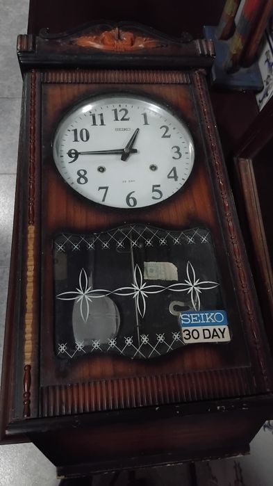 Vendo relógio de parede