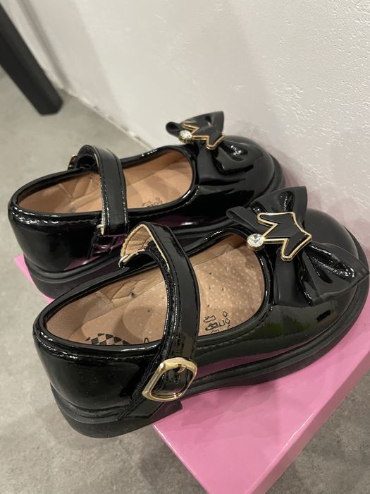 Туфлі на дівчинку 25 розмір