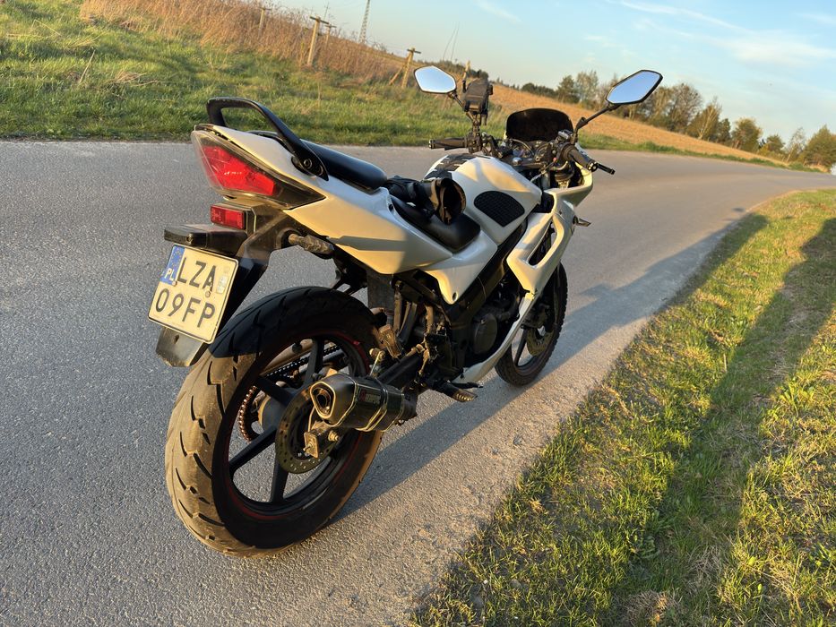 Honda CBR 125R ( czytaj opis )
