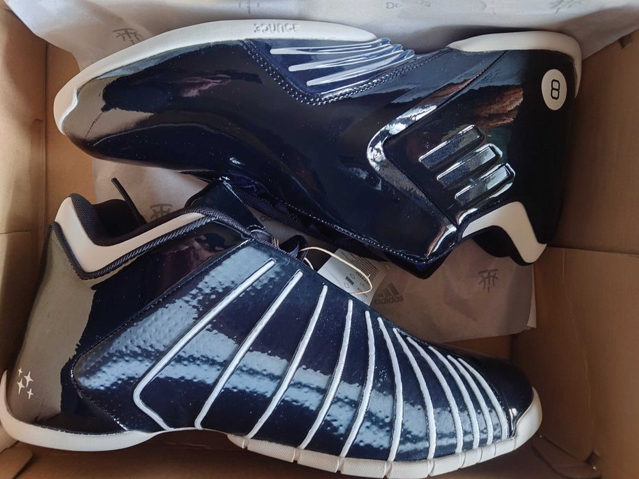 Adidas T mac 3 restomod magic 8 ball us11 маломірять