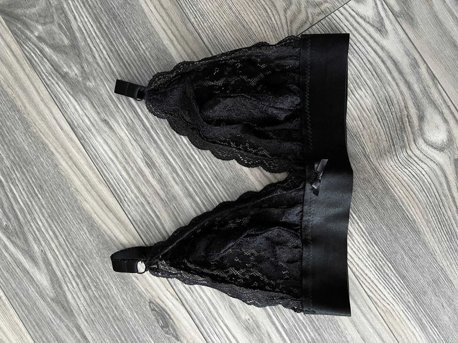 Stanik koronkowy Midnight Clothing 80C czarny miękki handmade regulowany bralette koronka lace