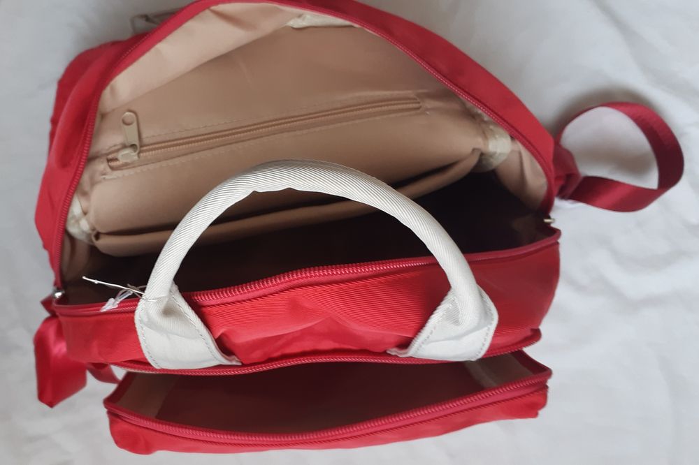 Red Backpack64365335248003122