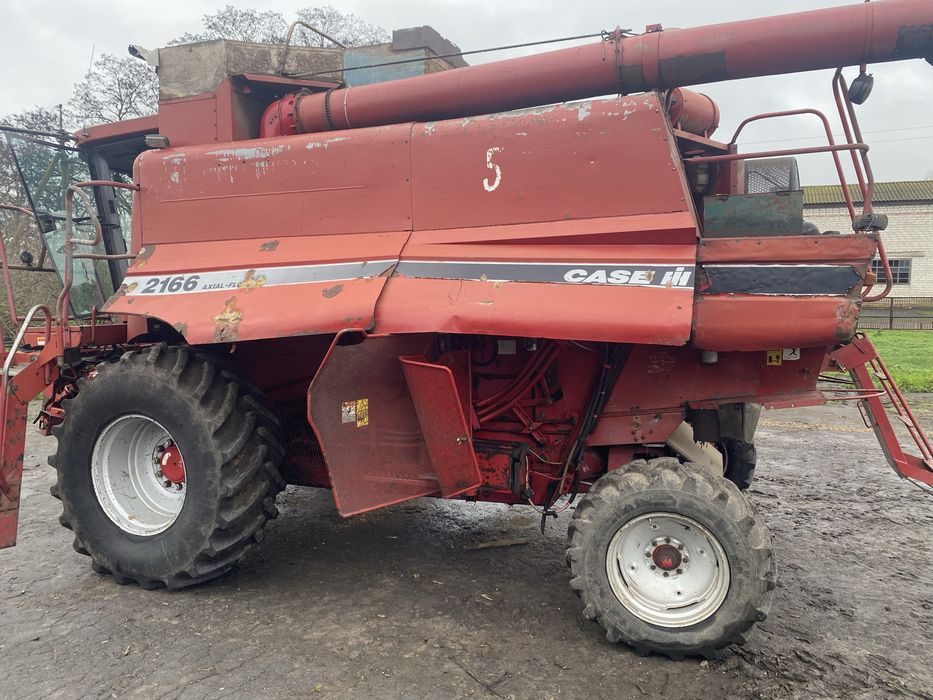 Комбайн Case 2166