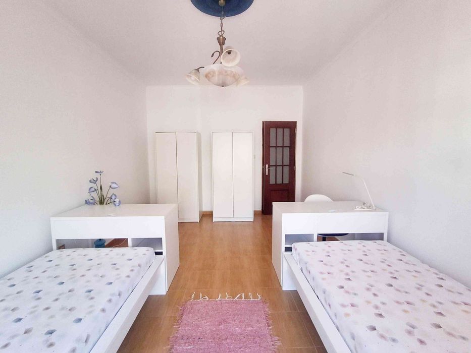 Quarto duplo para senhora