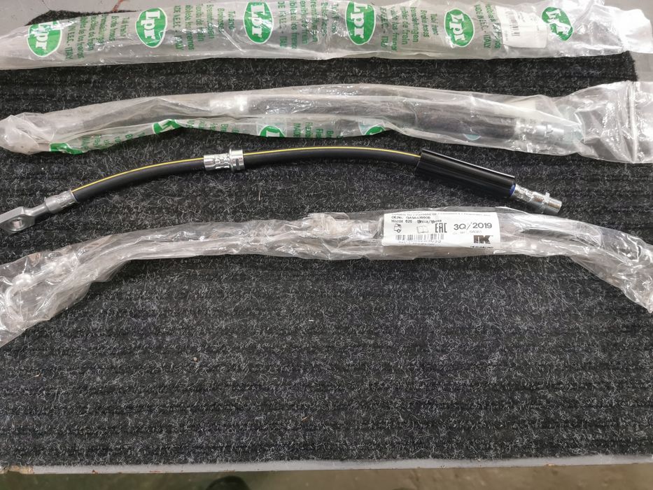 Гальмівні шланги Mazda 626 GE (lV) задні, 2шт