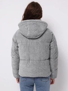 куртка жіноча Colin's