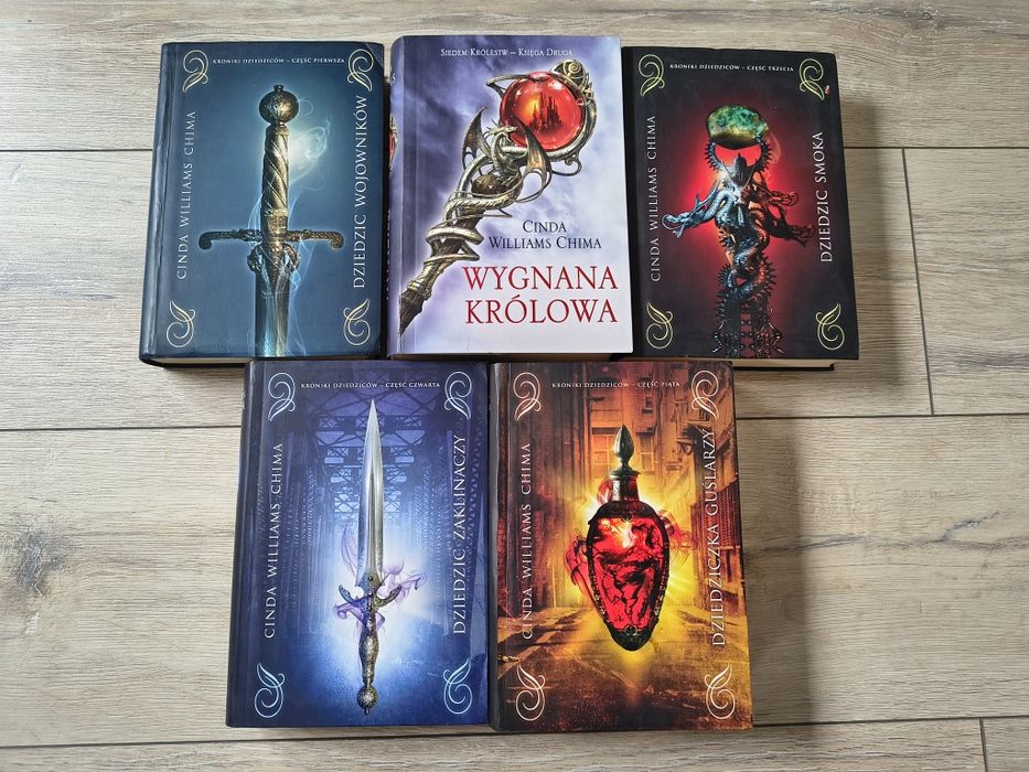 Seria "Kroniki Dziedziców" Cinda Williams Chima 5 tomów