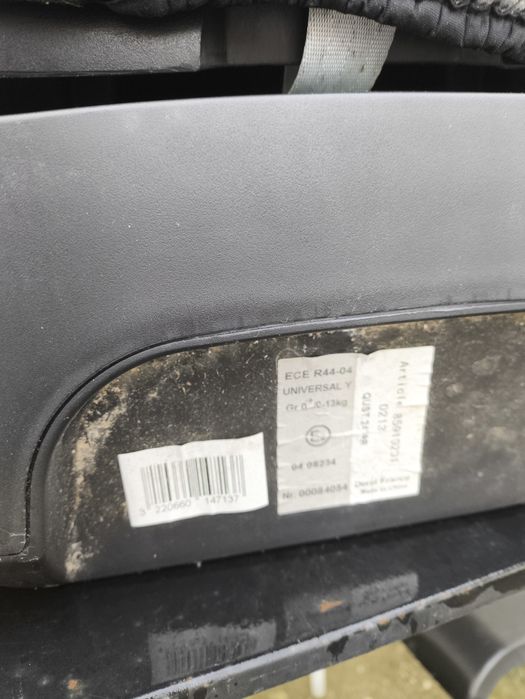 Ovo Zippy com isofix