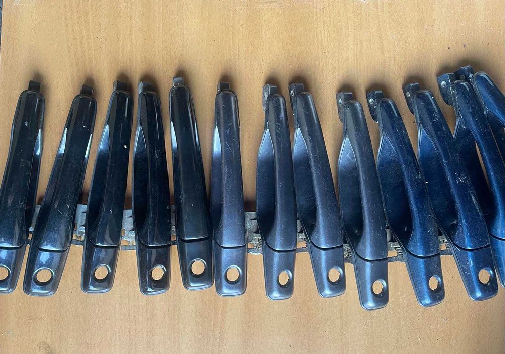 Дверні ручки лансер 9