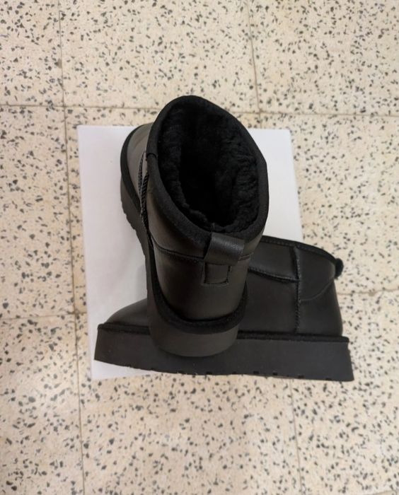 Кожаные утеплённые ботинки