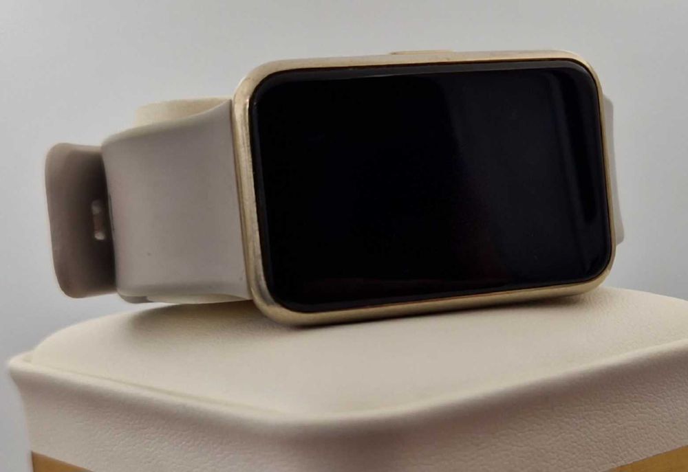 Smartwatch HUAWEI Watch Fit Elegant Frosty White 45mm \Fajne OKAZJE