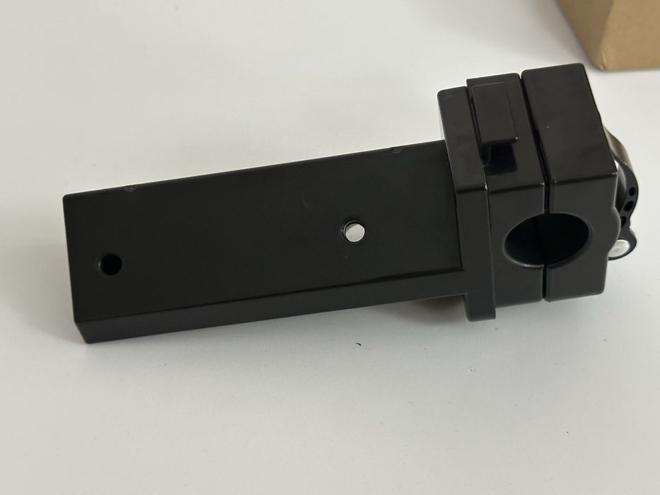 Uchwyt montażowy pod dźwignie zmiany biegów !!! Kierownica Logitech !!