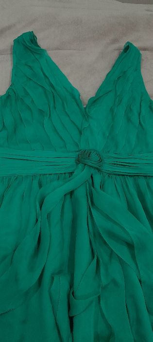 Vestido verde comfortavel e elegante
